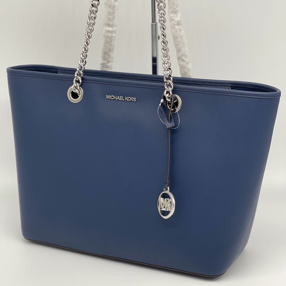 Michael Kors LG Shania Tote & Double Zip W… - Picture 16 of 16